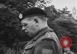 Standbild Feldmarschall Montgomery Oldenburg Deutschland, 1945, aus Sekunde 39 historischem Filmmaterial Videoclip 65675053403