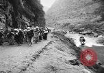 Standbild chinesische Arbeiter China, 1945, aus Sekunde 25 historischem Filmmaterial Videoclip 65675053404