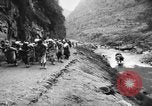 Standbild chinesische Arbeiter China, 1945, aus Sekunde 26 historischem Filmmaterial Videoclip 65675053404