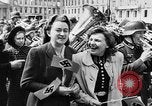 Standbild Adolf Hitler 55 Geburtstag Berlin Deutschland, 1944, aus Sekunde 20 historischem Filmmaterial Videoclip 65675053415