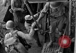 Image soldats des États-Unis l'île de Bougainville en Papouasie-Nouvelle-Guinée, 1944, de la seconde 19 séquences d'archives historiques vidéo 65675053429