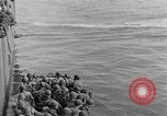 Image soldats des États-Unis l'île de Bougainville en Papouasie-Nouvelle-Guinée, 1944, de la seconde 25 séquences d'archives historiques vidéo 65675053429