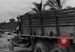 Image soldats des États-Unis l'île de Bougainville en Papouasie-Nouvelle-Guinée, 1944, de la seconde 40 séquences d'archives historiques vidéo 65675053429