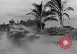Image soldats des États-Unis l'île de Bougainville en Papouasie-Nouvelle-Guinée, 1944, de la seconde 42 séquences d'archives historiques vidéo 65675053429