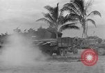 Image soldats des États-Unis l'île de Bougainville en Papouasie-Nouvelle-Guinée, 1944, de la seconde 45 séquences d'archives historiques vidéo 65675053429