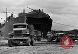 Image soldats des États-Unis l'île de Bougainville en Papouasie-Nouvelle-Guinée, 1944, de la seconde 55 séquences d'archives historiques vidéo 65675053429
