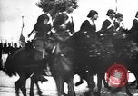 Image Funérailles de Ahmad II ibn Ali la Tunisie en Afrique du Nord, 1942, de la seconde 17 séquences d'archives historiques vidéo 65675053434