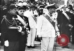 Image Funérailles de Ahmad II ibn Ali la Tunisie en Afrique du Nord, 1942, de la seconde 35 séquences d'archives historiques vidéo 65675053434