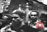 Image Funérailles de Ahmad II ibn Ali la Tunisie en Afrique du Nord, 1942, de la seconde 41 séquences d'archives historiques vidéo 65675053434