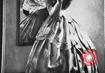 Immagine di Joseph Goebbels viste arte tedesco Monaco di Baviera, Germania, 1943, secondo 32 filmato di repertorio 65675053435