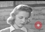Immagine di Non fumogeno carbone forno United States USA, 1943, secondo 49 filmato di repertorio 65675053439