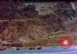 Standbild Felsenküste Okinawa Pacific Theater Kerama Retto, 1945, aus Sekunde 8 historischem Filmmaterial Videoclip 65675053456