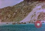 Standbild Felsenküste Okinawa Pacific Theater Kerama Retto, 1945, aus Sekunde 27 historischem Filmmaterial Videoclip 65675053456