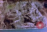 Standbild Felsenküste Okinawa Pacific Theater Kerama Retto, 1945, aus Sekunde 44 historischem Filmmaterial Videoclip 65675053456