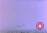 Standbild Rocket barrage Okinawa Pacific Theater Kerama Retto, 1945, aus Sekunde 51 historischem Filmmaterial Videoclip 65675053457