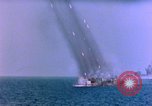 Standbild Rocket barrage Okinawa Pacific Theater Kerama Retto, 1945, aus Sekunde 58 historischem Filmmaterial Videoclip 65675053457