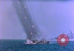 Standbild Rocket barrage Okinawa Pacific Theater Kerama Retto, 1945, aus Sekunde 59 historischem Filmmaterial Videoclip 65675053457