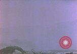 Standbild Rocket Launcher Okinawa Pacific Theater Kerama Retto, 1945, aus Sekunde 52 historischem Filmmaterial Videoclip 65675053459