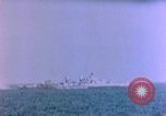 Standbild Landungsboote Okinawa Pacific Theater Kerama Retto, 1945, aus Sekunde 17 historischem Filmmaterial Videoclip 65675053460