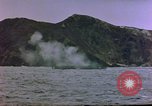 Standbild rocket Barrage Okinawa Pacific Theater Kerama Retto, 1945, aus Sekunde 4 historischem Filmmaterial Videoclip 65675053461