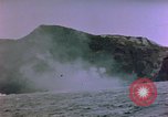 Standbild rocket Barrage Okinawa Pacific Theater Kerama Retto, 1945, aus Sekunde 25 historischem Filmmaterial Videoclip 65675053461