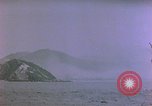 Standbild rocket Barrage Okinawa Pacific Theater Kerama Retto, 1945, aus Sekunde 43 historischem Filmmaterial Videoclip 65675053461
