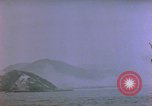 Standbild rocket Barrage Okinawa Pacific Theater Kerama Retto, 1945, aus Sekunde 46 historischem Filmmaterial Videoclip 65675053461