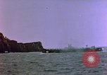 Standbild rocket Barrage Okinawa Pacific Theater Kerama Retto, 1945, aus Sekunde 62 historischem Filmmaterial Videoclip 65675053461
