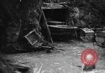 Image bateau de suicide japonais Okinawa îles Ryukyu, 1945, de la seconde 13 séquences d'archives historiques vidéo 65675053478