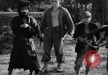 Image soldats japonais Okinawa îles Ryukyu, 1945, de la seconde 28 séquences d'archives historiques vidéo 65675053479
