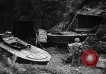 Standbild japanischen Selbstmord Boot Okinawa Ryukyu Inseln, 1945, aus Sekunde 5 historischem Filmmaterial Videoclip 65675053480
