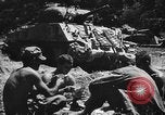 Standbild USA Tanks Okinawa Ryukyu Inseln, 1945, aus Sekunde 24 historischem Filmmaterial Videoclip 65675053482