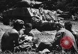 Standbild USA Tanks Okinawa Ryukyu Inseln, 1945, aus Sekunde 32 historischem Filmmaterial Videoclip 65675053482