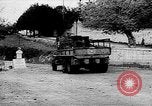 Immagine di Artiglieria tedesca fire scioperi nei pressi di truppe americane Volturno River Valley Italia, 1944, secondo 1 filmato di repertorio 65675053484