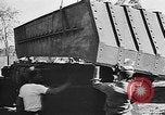 Standbild Pontons Birma, 1944, aus Sekunde 24 historischem Filmmaterial Videoclip 65675053489
