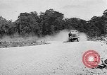 Standbild Pontons Birma, 1944, aus Sekunde 35 historischem Filmmaterial Videoclip 65675053489