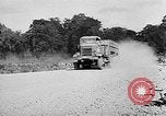 Standbild Pontons Birma, 1944, aus Sekunde 37 historischem Filmmaterial Videoclip 65675053489
