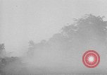 Standbild Pontons Birma, 1944, aus Sekunde 42 historischem Filmmaterial Videoclip 65675053489