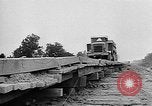 Standbild Pontons Birma, 1944, aus Sekunde 47 historischem Filmmaterial Videoclip 65675053489