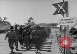 Standbild US Army philippinischen Infanterie Regimenter in der Ausbildung Camp Roberts and Hunter-Liggett, California USA, 1943, aus Sekunde 20 historischem Filmmaterial Videoclip 65675053496