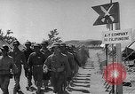Standbild US Army philippinischen Infanterie Regimenter in der Ausbildung Camp Roberts and Hunter-Liggett, California USA, 1943, aus Sekunde 21 historischem Filmmaterial Videoclip 65675053496