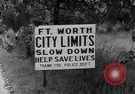Image Texas City et vue sur la ville et la participation à l'effort de guerre Seconde Guerre Mondiale Texas United States USA, 1945, de la seconde 51 séquences d'archives historiques vidéo 65675053500