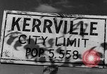 Image Texas City et vue sur la ville et la participation à l'effort de guerre Seconde Guerre Mondiale Texas United States USA, 1945, de la seconde 58 séquences d'archives historiques vidéo 65675053500