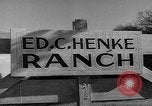 Image Ranch au Texas style de milieu des années 1940 Kerrville Texas USA, 1945, de la seconde 6 séquences d'archives historiques vidéo 65675053501