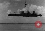 Standbild sneak Handwerk United States USA, 1945, aus Sekunde 53 historischem Filmmaterial Videoclip 65675053510
