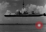 Standbild sneak Handwerk United States USA, 1945, aus Sekunde 55 historischem Filmmaterial Videoclip 65675053510