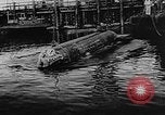 Standbild Molch und Biber Miniatur deutsche U-Boote Atlantik, 1944, aus Sekunde 28 historischem Filmmaterial Videoclip 65675053512