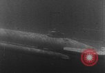 Standbild Molch und Biber Miniatur deutsche U-Boote Atlantik, 1944, aus Sekunde 50 historischem Filmmaterial Videoclip 65675053512