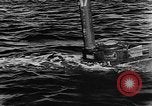 Standbild Molch und Biber Miniatur deutsche U-Boote Atlantik, 1944, aus Sekunde 61 historischem Filmmaterial Videoclip 65675053512