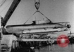 Standbild sneak Handwerk United States USA, 1945, aus Sekunde 11 historischem Filmmaterial Videoclip 65675053513